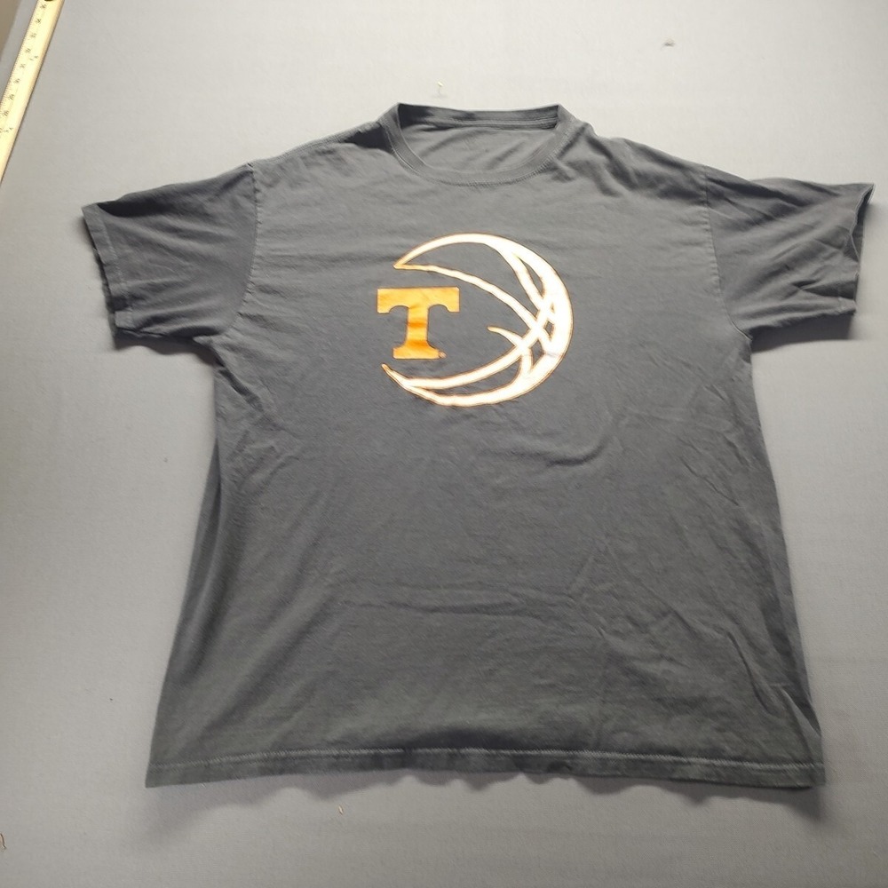 Tennessee Vols Men's Basketball T-shirt Size Large